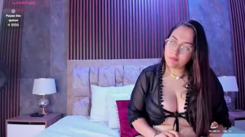 aria_kai_ online show from 02-11-26, 12:21