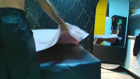 Snapshot of aria_millers_ chatting on 11-11-25, 10:15 Aria Millers online show from 11-11-25, 10:15