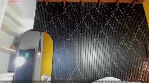 Snapshot of aria_millers_ chatting on 12-03-25, 10:13 Aria Millers online show from 12-03-25, 10:13