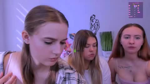 Luna online show from 09-22-25, 08:38