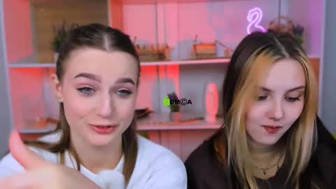 Luna online show from 09-29-25, 08:30