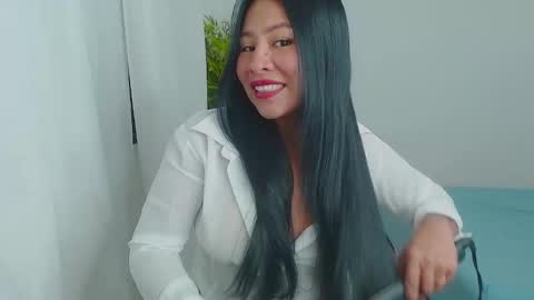 aria online show from 10-24-25, 07:10