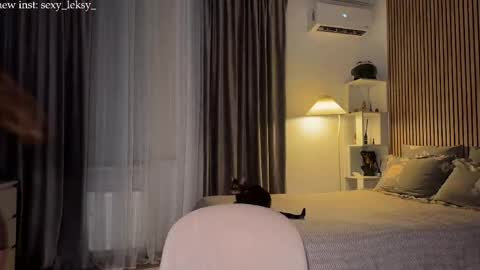  and  online show from 03-30-26, 06:42