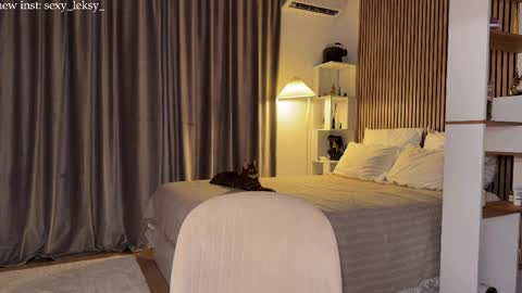  and  online show from 04-06-26, 07:04