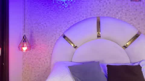 Snapshot of aria_sm chatting on 11-16-25, 07:08 aria_sm online show from 11-16-25, 07:08