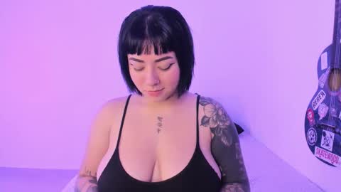 Snapshot of aria_x_orien chatting on 02-20-26, 03:12 Aria and Orien online show from 02-20-26, 03:12