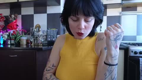 Snapshot of ariadna89 chatting on 02-24-25, 02:48 Adriana online show from 02-24-25, 02:48