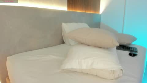 A R I A D N A online show from 04-09-26, 07:03