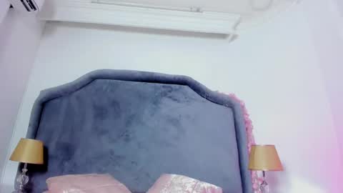 Aria Green online show from 09-11-25, 01:00