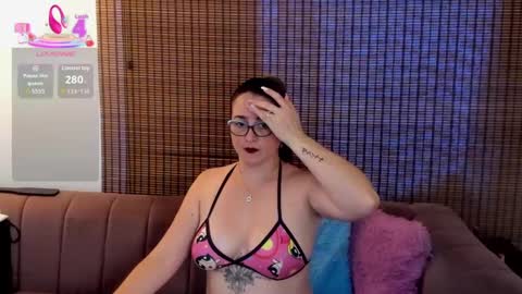 Ariana Cruz online show from 09-25-25, 12:20