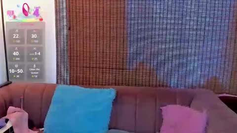 Ariana Cruz online show from 12-04-25, 04:16