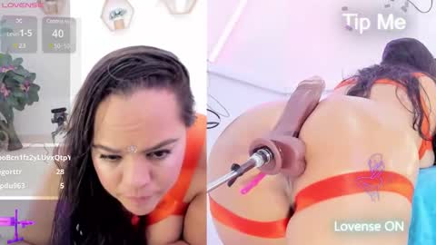 Snapshot of ariana_girl_ chatting on 02-25-25, 04:35 ariana girl online show from 02-25-25, 04:35