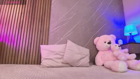 Ariana online show from 01-13-26, 12:21