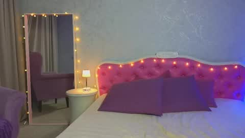 Ariana online show from 03-02-25, 10:59