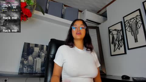 Ariana  online show from 01-15-25, 04:25