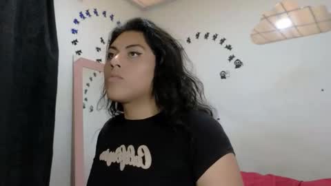 Snapshot of ariana_rodriguez_ chatting on 01-09-26, 12:41 Ariana Rodriguez trans Girl online show from 01-09-26, 12:41