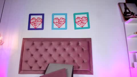 Snapshot of ariana_zc_ chatting on 01-10-25, 10:57 Susan online show from 01-10-25, 10:57