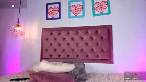 Snapshot of ariana_zc_ chatting on 01-11-25, 10:51 Susan online show from 01-11-25, 10:51