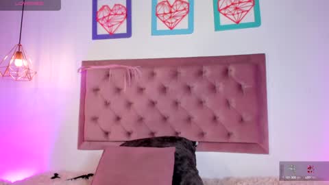 Snapshot of ariana_zc_ chatting on 01-27-25, 11:33 Susan online show from 01-27-25, 11:33