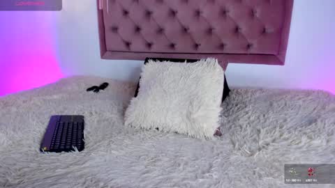 Snapshot of ariana_zc_ chatting on 01-30-25, 11:02 Susan online show from 01-30-25, 11:02