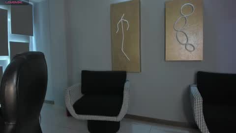 Ariana Dumont online show from 02-12-26, 11:27