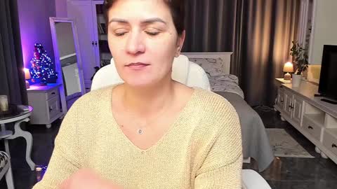 Ana online show from 12-13-24, 02:38