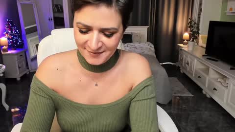 Ana online show from 12-20-24, 10:05