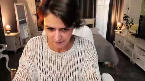 Ana online show from 09-20-25, 03:57