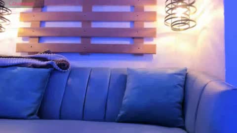 Ari  online show from 10-07-25, 01:08