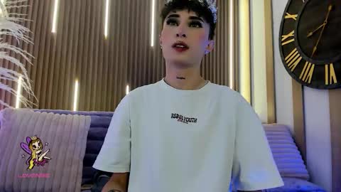 Ari  online show from 11-21-25, 01:21