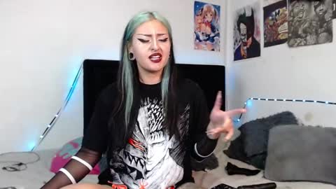 help me 100 hands up my OF is Free  online show from 01-28-25, 01:29