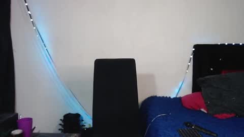 help me 100 hands up my OF is Free  online show from 02-28-25, 02:09