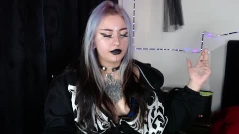 help me 100 hands up my OF is Free  online show from 11-25-25, 09:48