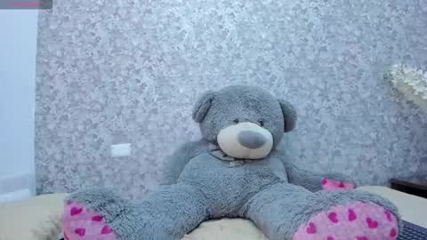 Snapshot of arianha_walker chatting on 10-27-25, 08:24 arianha_walker online show from 10-27-25, 08:24