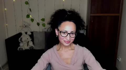 Arianna online show from 12-17-24, 01:05