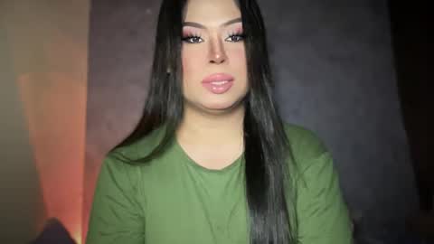 Snapshot of arianna_wardx chatting on 02-05-25, 06:35 LOVELY online show from 02-05-25, 06:35