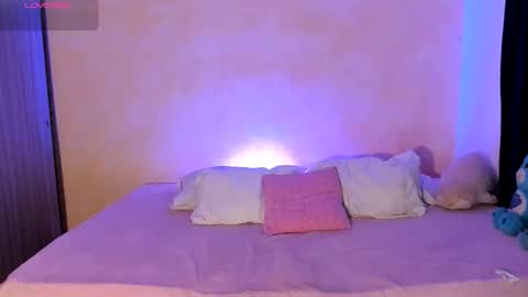 Snapshot of ariannacolins chatting on 09-30-25, 01:54 ariannacolins online show from 09-30-25, 01:54