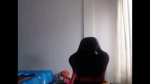 ariannaloovel online show from 02-04-25, 05:45