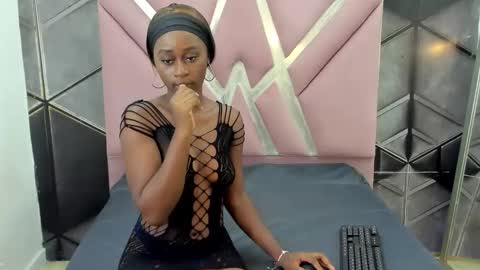 ariannawatson online show from 10-21-25, 09:26