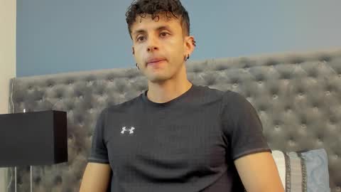 Snapshot of ariasaadeh chatting on 10-10-25, 12:15 ariasaadeh online show from 10-10-25, 12:15