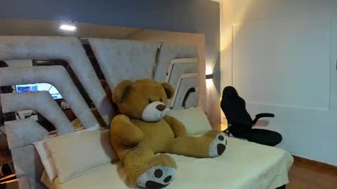 Snapshot of aridreamon chatting on 07-14-26, 04:17 aridreamon online show from 07-14-26, 04:17