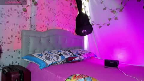 ariel_adan online show from 12-17-25, 12:33