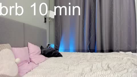 Snapshot of ariel_rouse chatting on 12-28-24, 08:47 Ariel online show from 12-28-24, 08:47