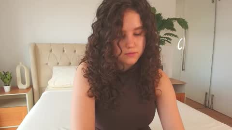 Snapshot of ariella_sol chatting on 02-04-26, 07:20 Ariella GTM3 Tue Wed Thu Fri Sat 0400 am-1030pm online show from 02-04-26, 07:20