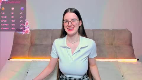 Snapshot of ariellateska chatting on 11-18-25, 02:39 Ariella online show from 11-18-25, 02:39