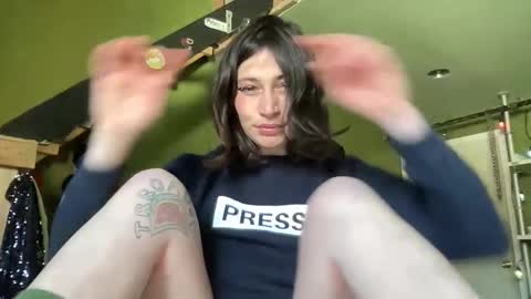 ariel  colin when hes here online show from 02-09-26, 07:07