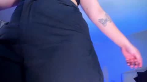 Snapshot of ariianabaker chatting on 01-27-25, 08:39 Arianna online show from 01-27-25, 08:39