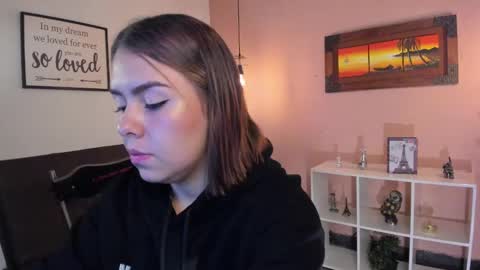 Snapshot of ariianabaker chatting on 02-18-25, 12:49 Arianna online show from 02-18-25, 12:49