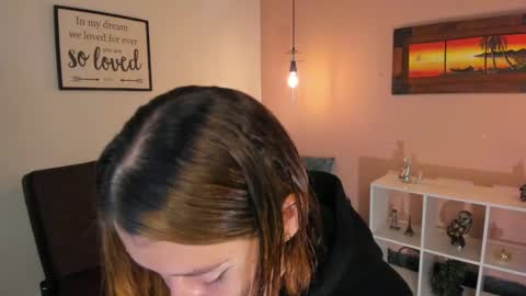 Snapshot of ariianabaker chatting on 03-03-25, 11:55 Arianna online show from 03-03-25, 11:55