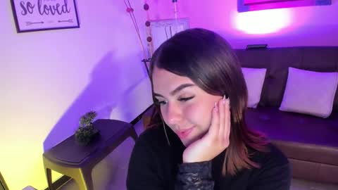 Snapshot of ariianabaker chatting on 10-16-25, 01:12 Arianna online show from 10-16-25, 01:12